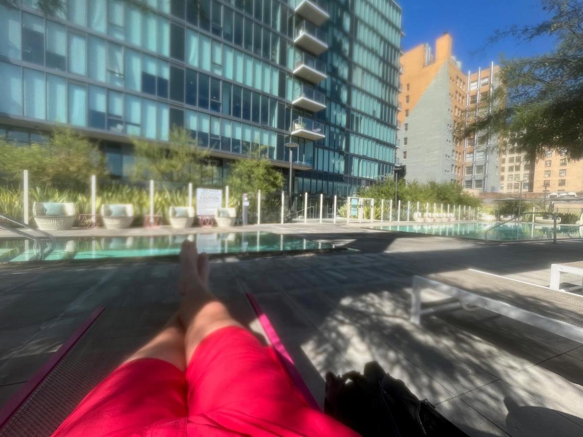 Downtown Paradise Escape With 2 Pools / Hot Tubs Lejlighed Los Angeles Eksteriør billede